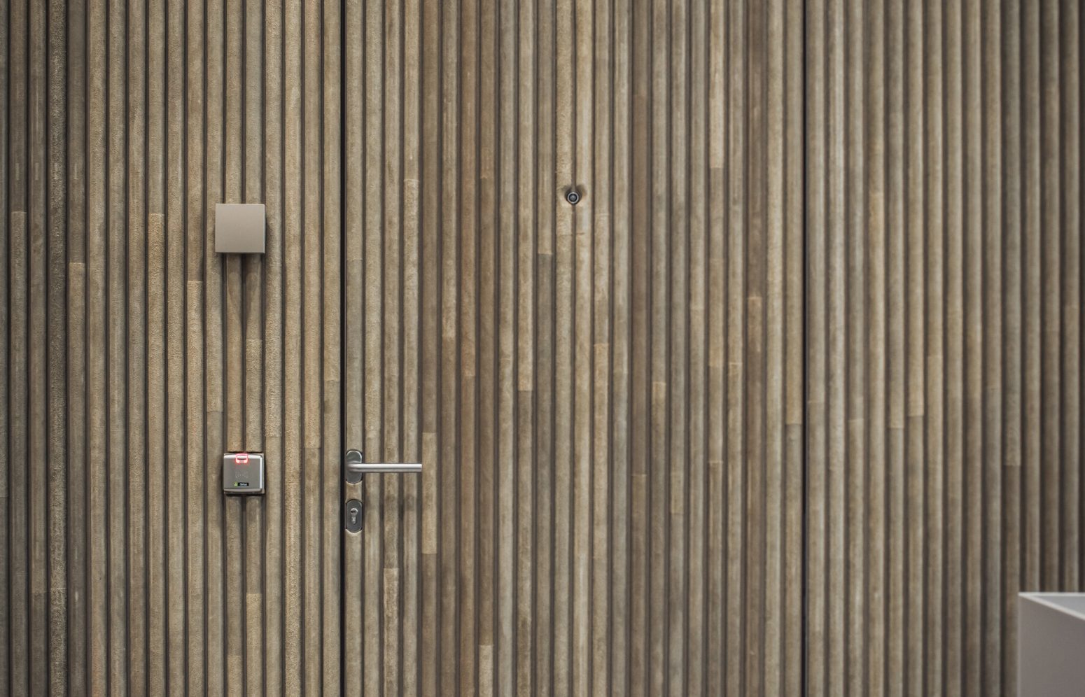 NACH – Nowy Sąd w Amsterdamie, Holandia